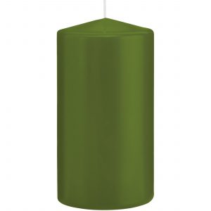 1x Olijfgroene woondecoratie kaarsen 8 x 15 cm 69 branduren