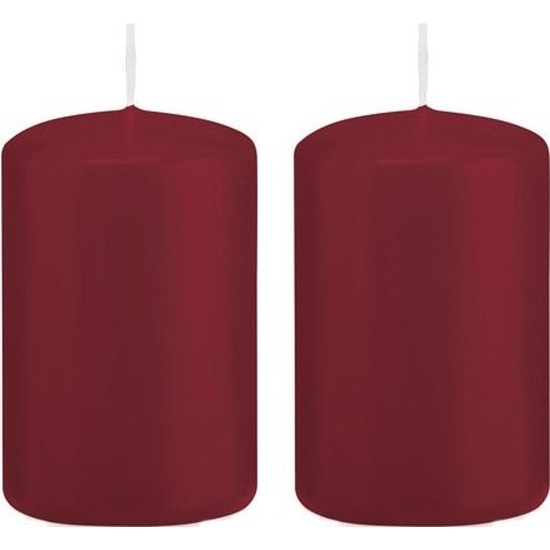 2x Bordeauxrode woondecoratie kaarsen 5 x 8 cm 18 branduren