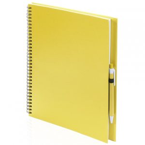 2x Schetsboeken/tekenboeken geel A4 formaat 80 vellen inclusief pennen