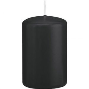 1x Zwarte woondecoratie kaarsen 5 x 8 cm 18 branduren