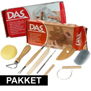Klei assecoires met 2 kilo klei